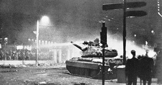17-politexneio-tank